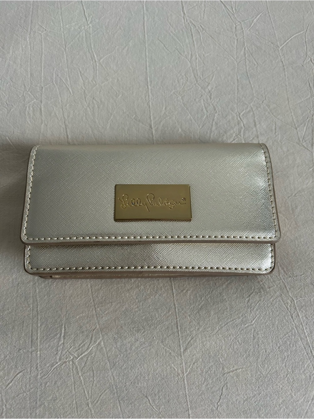 Lilly Pulitzer Metallic Silver Crossbody Card Wallet with Gold Logo